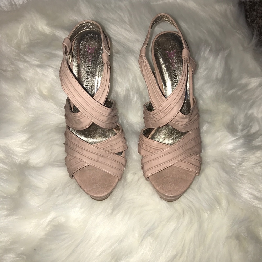Heels - Picture 2 of 4